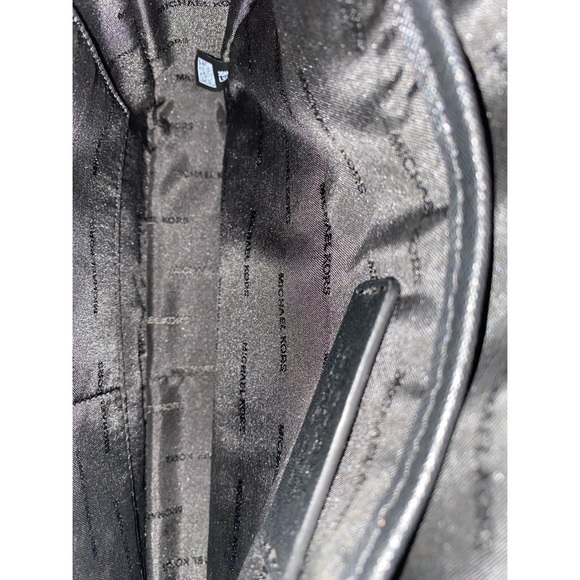 Michael Kors Crossbody Bag - Picture 5 of 6